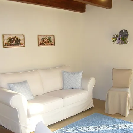 Casa Erta Castello Ferienhaus *